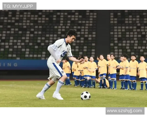 做梦与球星同场竞技:足球场上的奇幻与现实之旅 做梦与球星同场竞技:足球场上的奇幻与现实之旅