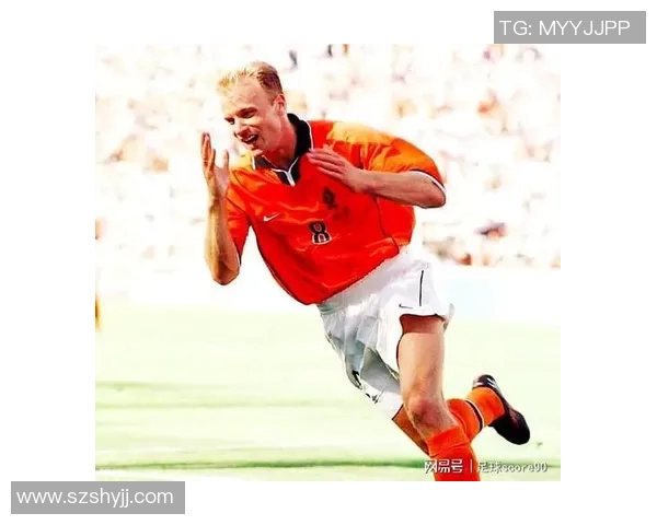 足球球星清凉玩水瞬间展现赛场外别样精彩风采